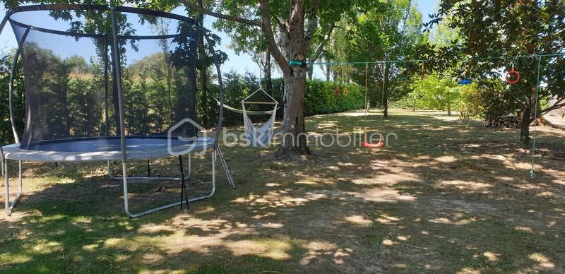 Demeure - 388 m² - 10 pièces