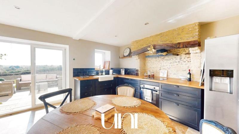 Maison - 167 m² - 7 pièces