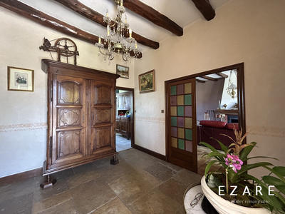 Maison - 200 m² - 7 pièces