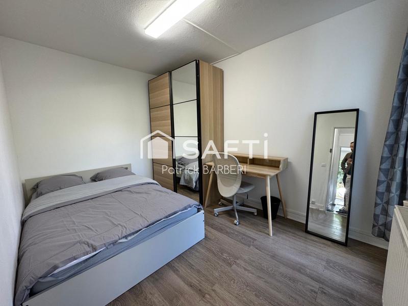 Appartement - 98 m² - 6 pièces