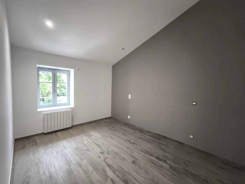 Appartement - 79 m² - 5 pièces