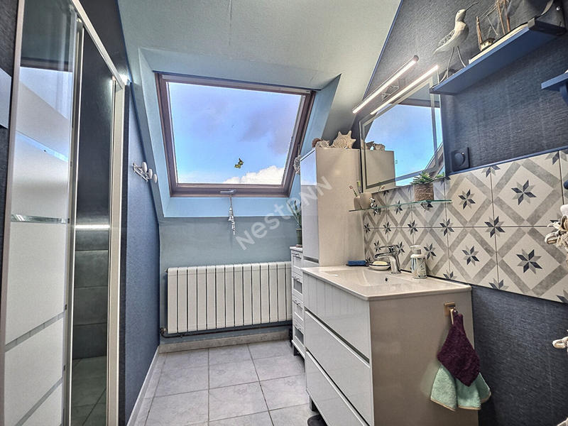 Maison - 137 m² - 7 pièces