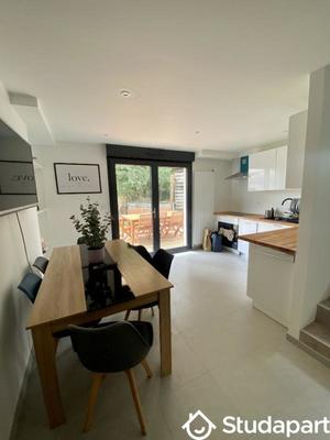 Chambre - 18 m² - 1 pièce