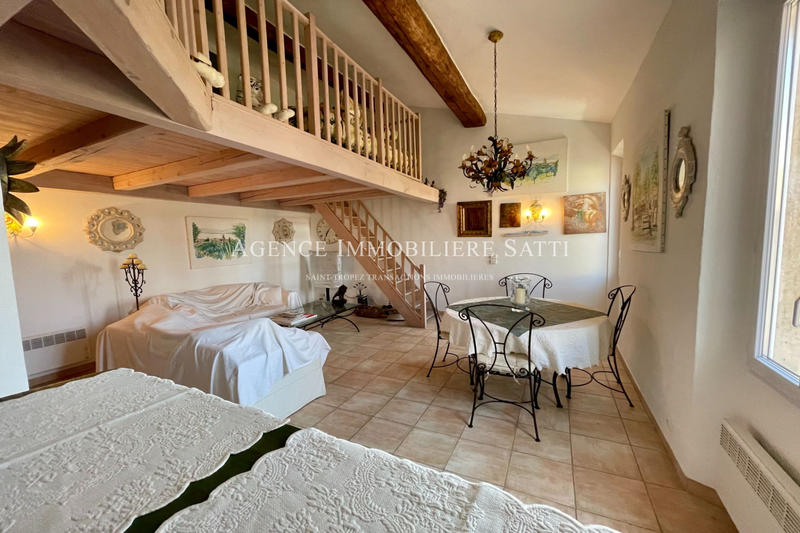 Appartement - 64 m² - 2 pièces