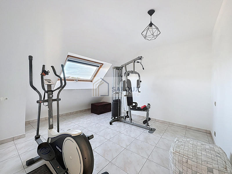 Maison - 164 m² - 4 pièces