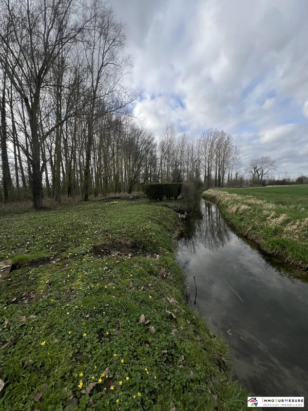 Terrain de loisirs - 16 299 m²