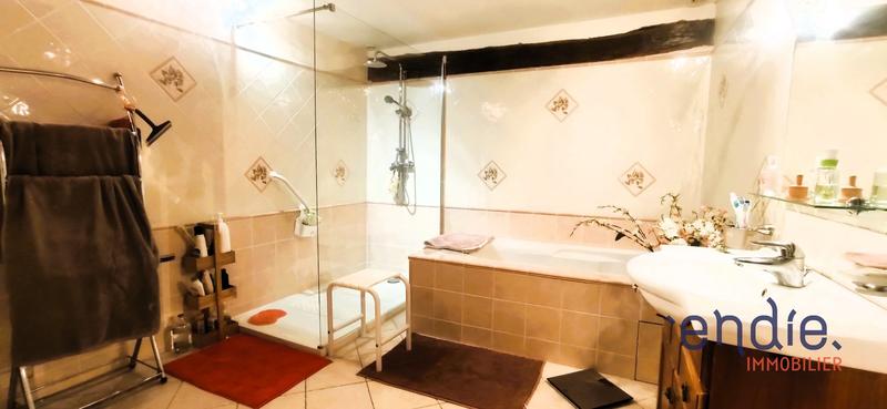 Maison - 170 m² - 5 pièces