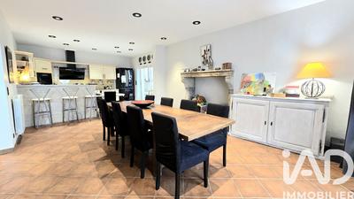 Maison de village - 217 m² - 7 pièces