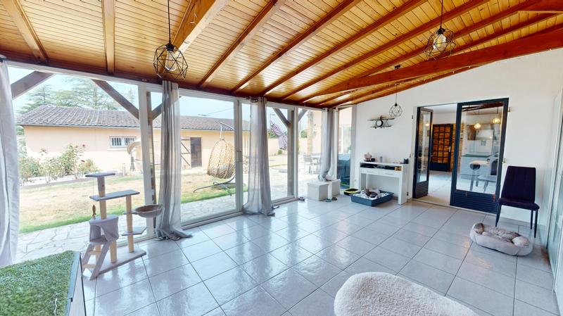 Maison - 204 m² - 8 pièces