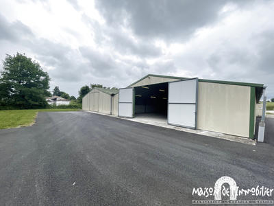 Entrepôt - 250 m² - 1 pièce