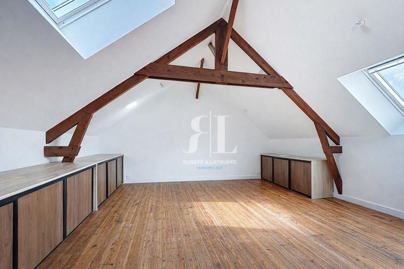 Maison de ville - 136 m² - 4 pièces