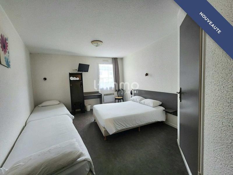 Bureau - 700 m² - 40 pièces