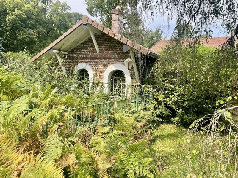 Propriété - 297 m² - 10 pièces