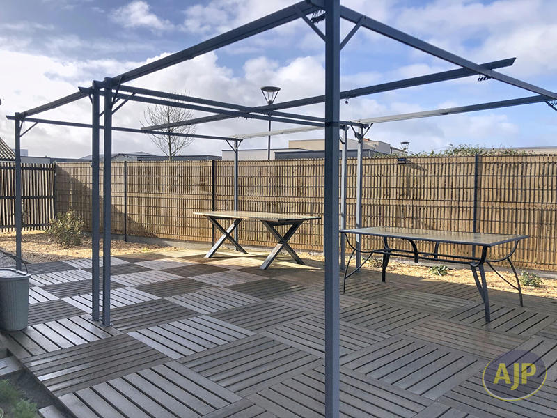 Maison - 97 m² - 5 pièces