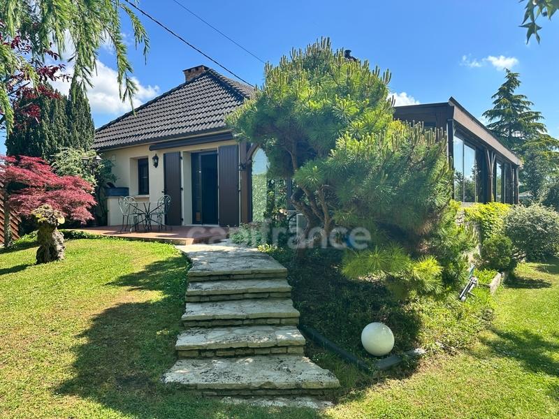 Maison - 167 m² - 7 pièces