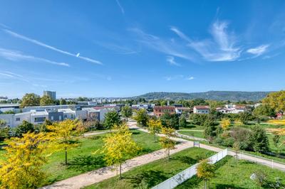 Duplex - 103 m² - 5 pièces