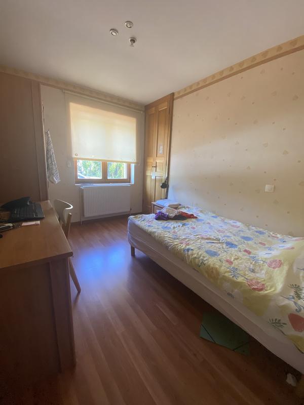 Maison - 220 m² - 9 pièces