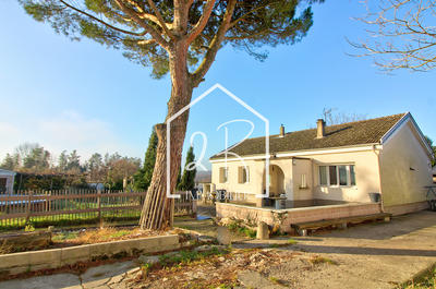 Maison - 98 m² - 4 pièces