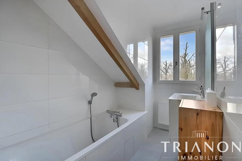 Maison - 121 m² - 5 pièces