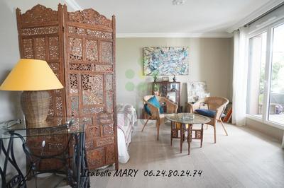 Appartement - 90 m² - 3 pièces