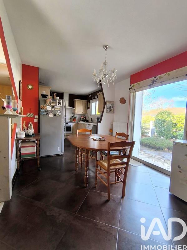 Maison - 138 m² - 5 pièces