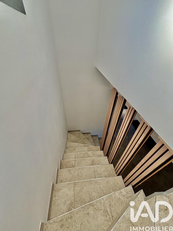 Maison - 123 m² - 4 pièces