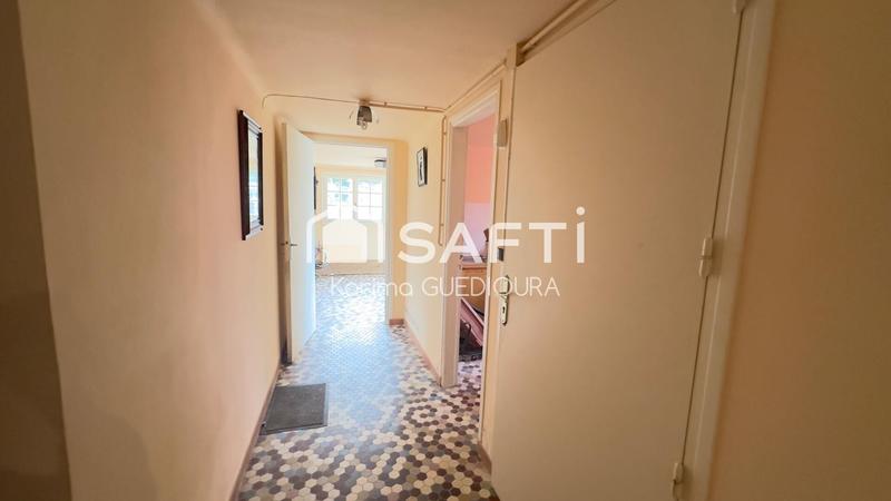 Maison - 157 m² - 8 pièces