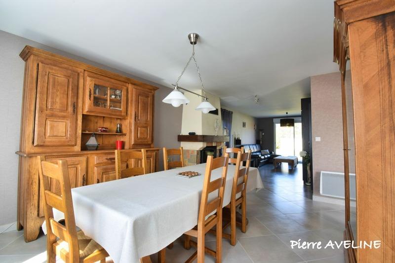 Maison - 165 m² - 6 pièces
