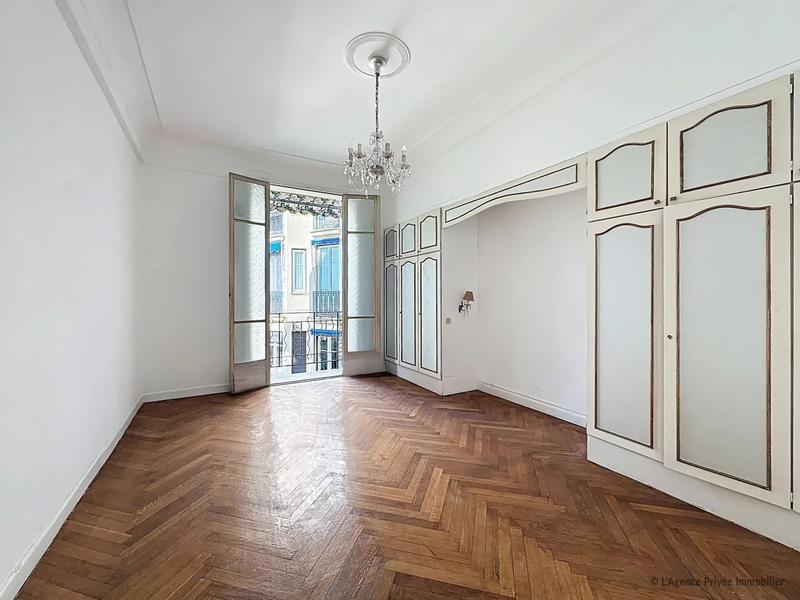 Appartement - 126 m² - 5 pièces