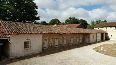 Maison - 246 m² - 5 pièces