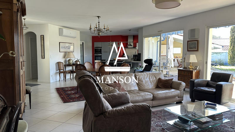 Maison - 133 m² - 5 pièces