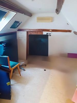 Maison - 110 m² - 9 pièces