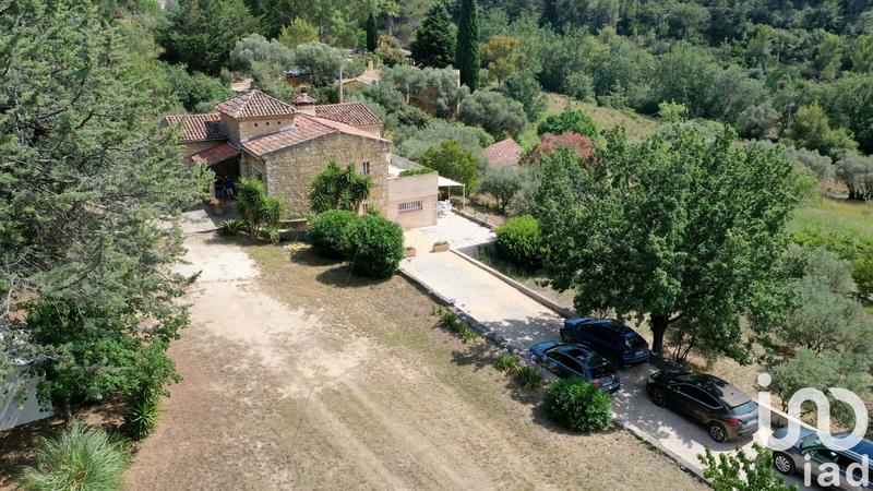 Maison - 163 m² - 5 pièces