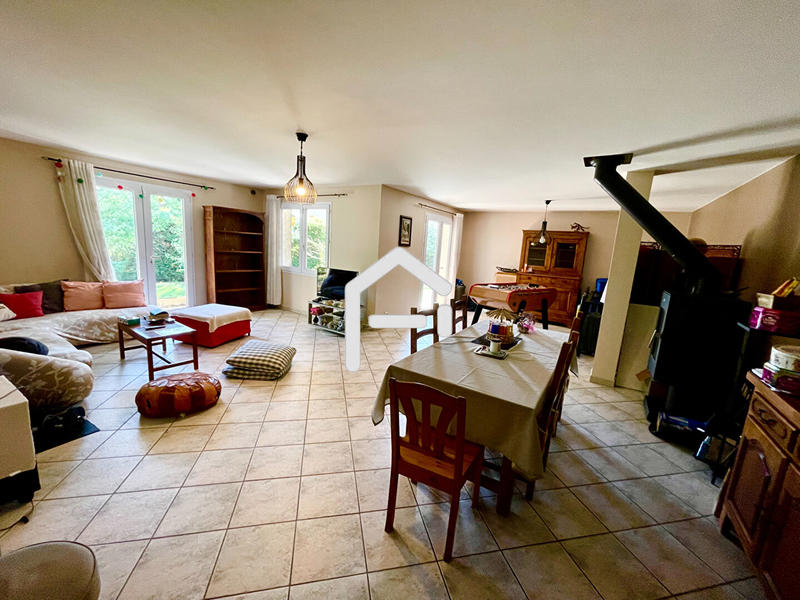 Maison - 158 m² - 7 pièces