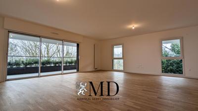 Appartement - 109 m² - 4 pièces