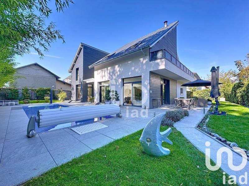 Maison de maîtres - 198 m² - 7 pièces