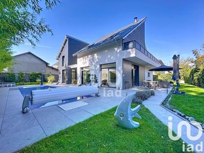 Maison de maîtres - 198 m² - 7 pièces