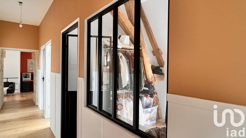 Maison - 240 m² - 8 pièces