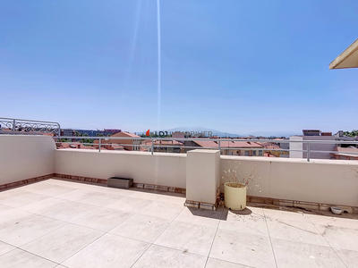 Appartement - 130 m² - 4 pièces