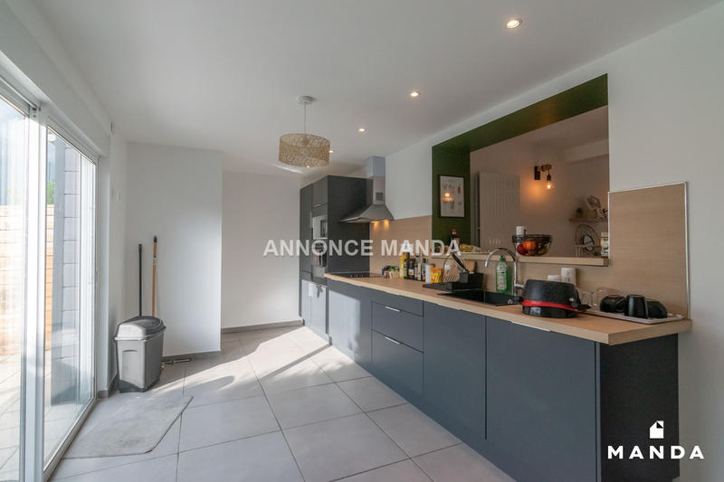 Chambre - 10 m² - 6 pièces