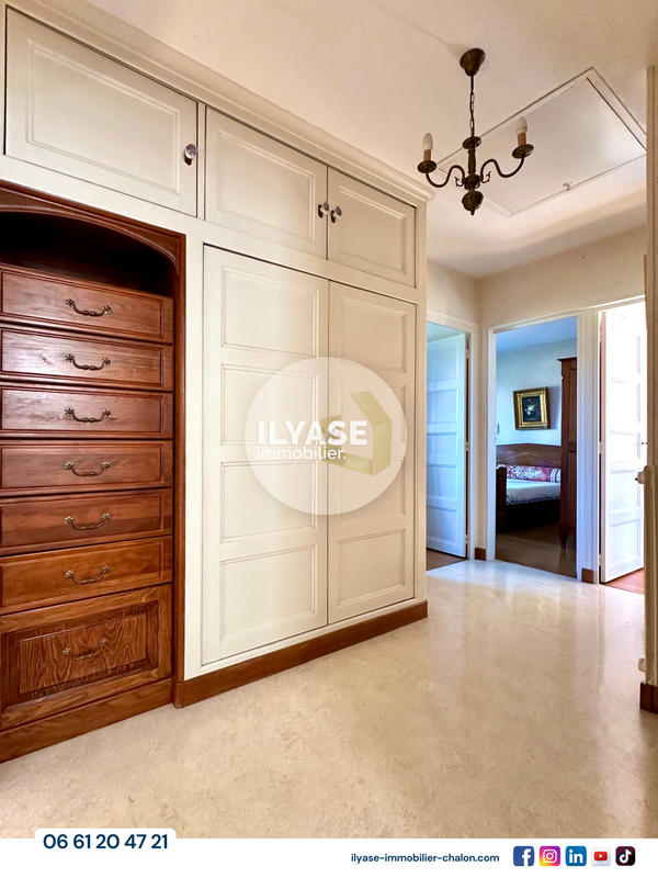 Maison - 90 m² - 6 pièces