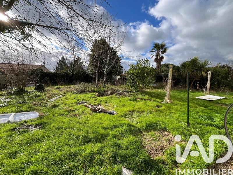 Maison - 184 m² - 9 pièces