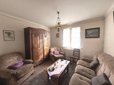 Maison - 107 m² - 6 pièces