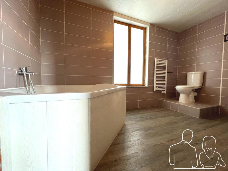 Maison ancienne - 175 m² - 6 pièces