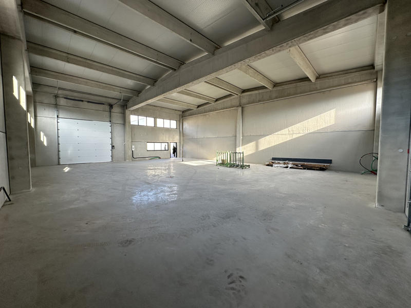 Local d'activités - 500 m²