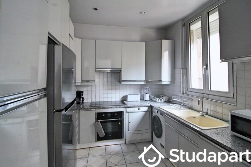 Chambre - 11 m² - 1 pièce