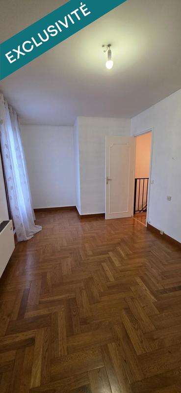 Maison - 90 m² - 5 pièces