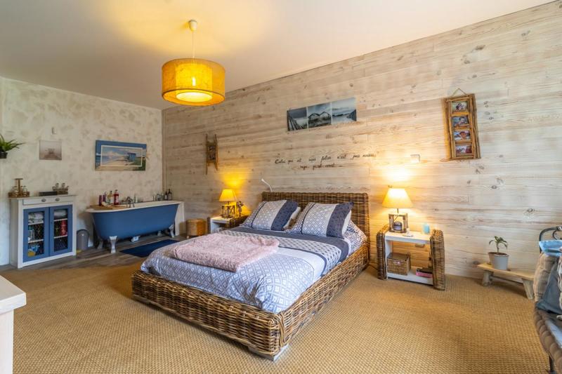 Maison - 151 m² - 6 pièces