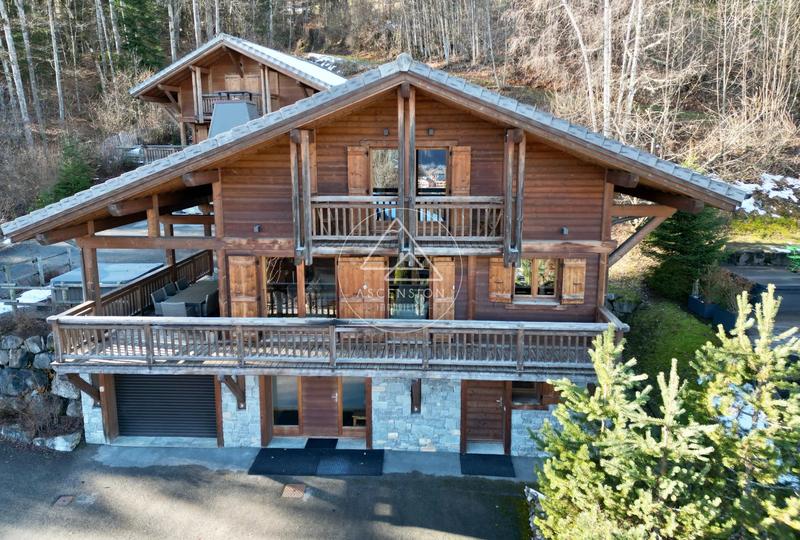 Châlet - 185 m² - 6 pièces