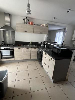 Maison - 87 m² - 4 pièces